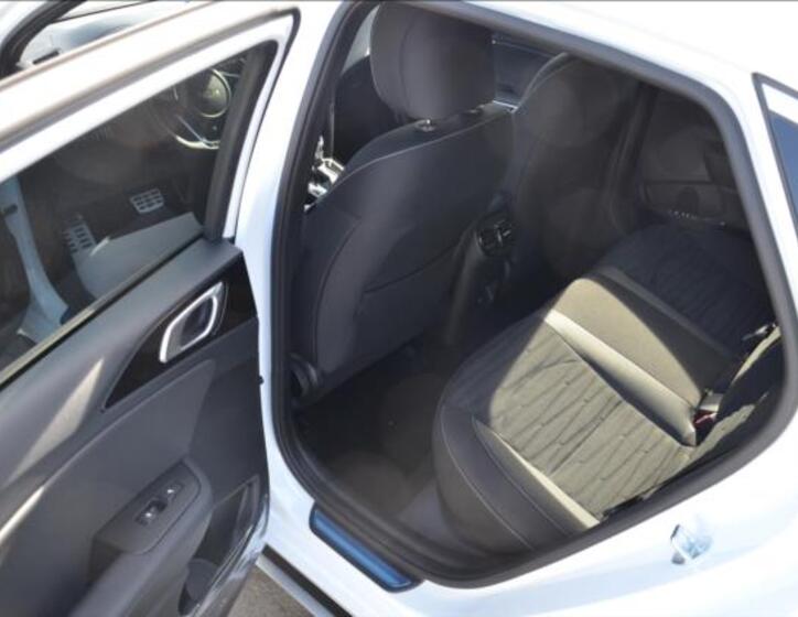 KIA ProCeed 6