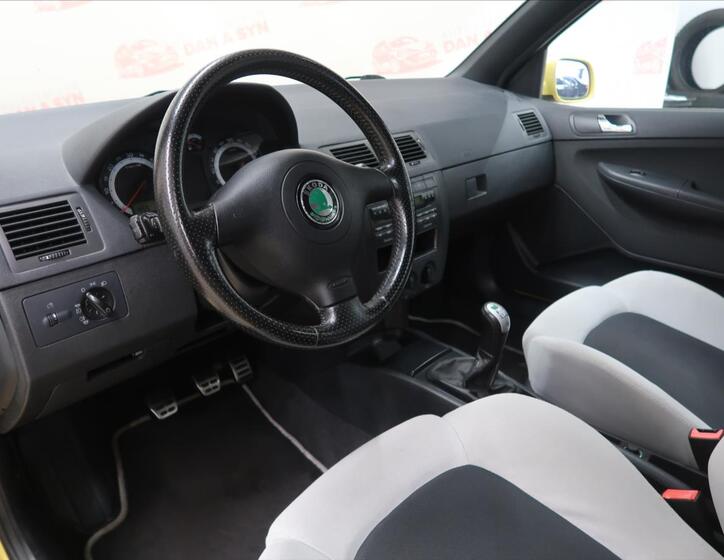 Škoda Fabia 10