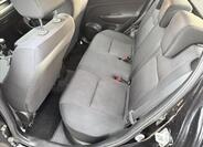 Suzuki Swift 13