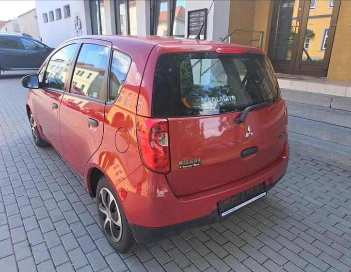 Mitsubishi Colt 7