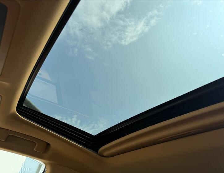 Lexus ES 300h 23