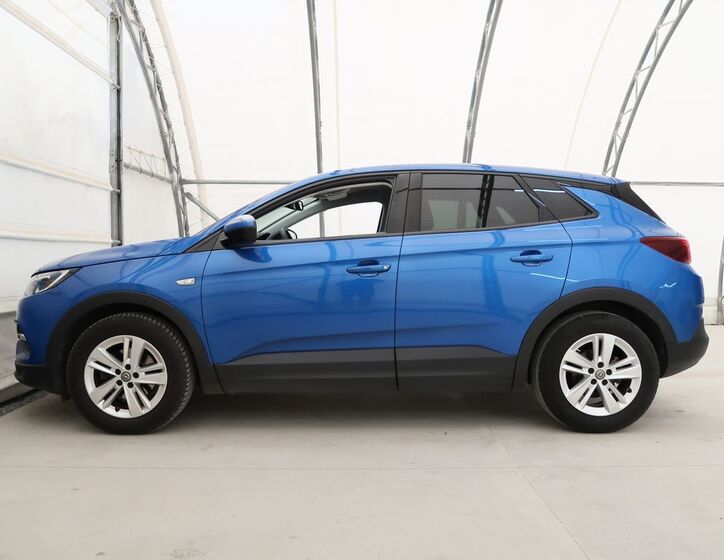 Opel Grandland X 9