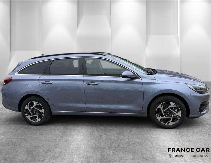 Hyundai i30 4
