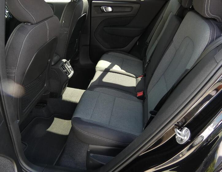 Volvo XC40 19