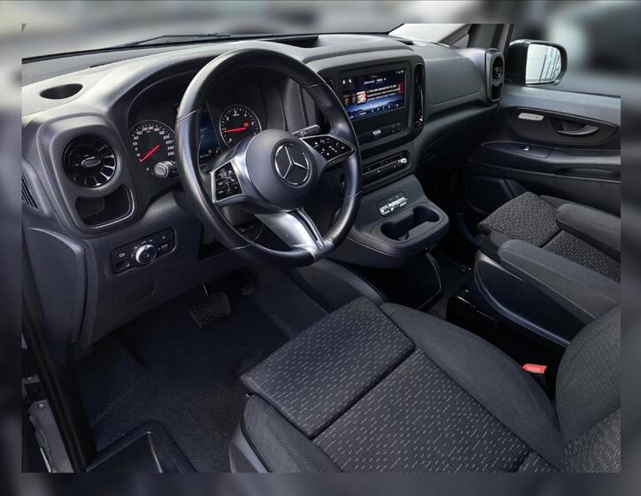 Mercedes-Benz Vito 9