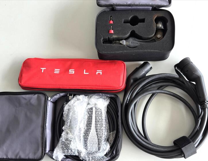 Tesla Model Y 17