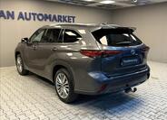 Toyota Highlander 4