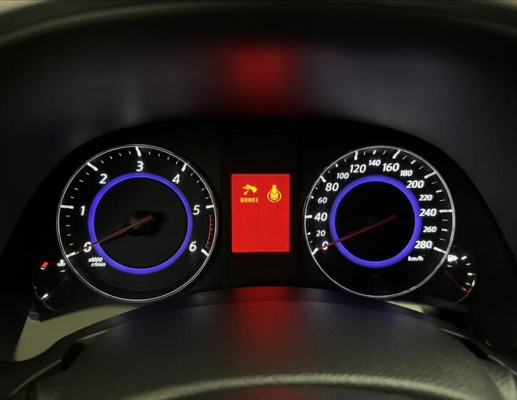 Infiniti FX30 15