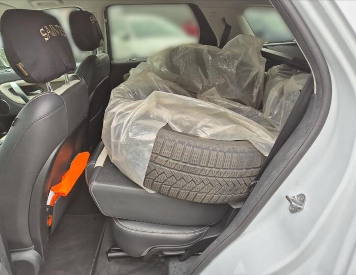 Land Rover Discovery 10