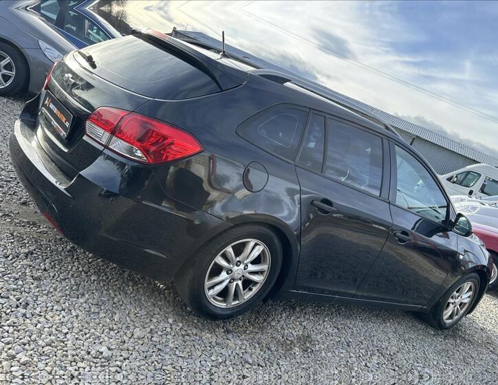 Chevrolet Cruze 5