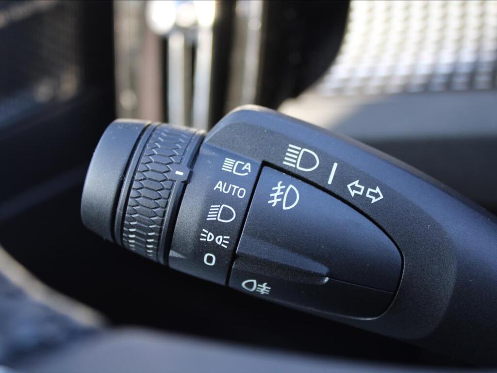 Volvo XC40 28