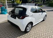 Toyota Yaris 6