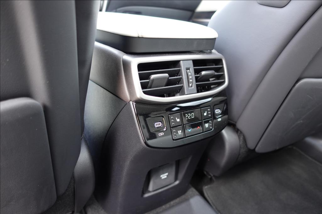 Lexus RX 450h plus