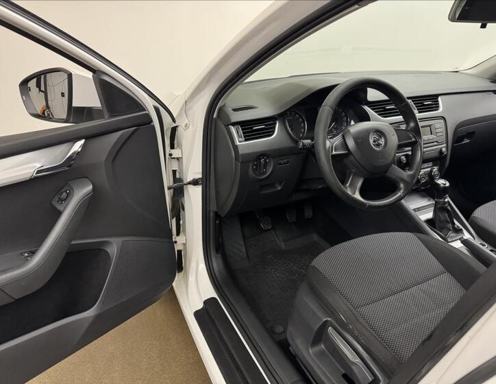 Škoda Octavia 23
