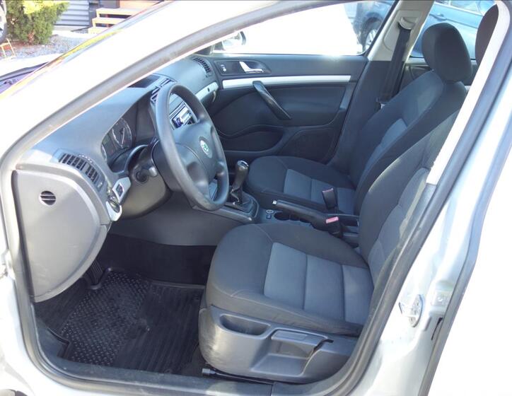 Škoda Octavia 9
