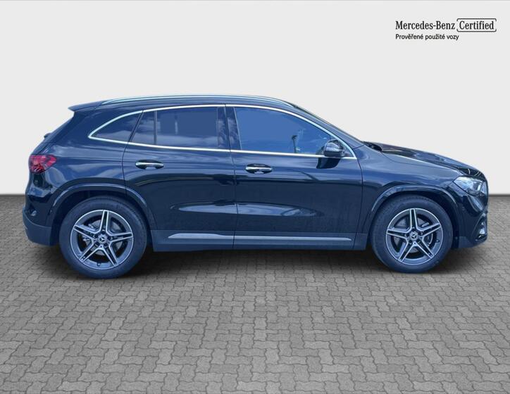 Mercedes-Benz GLA 6
