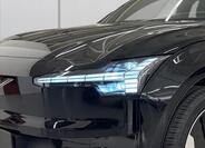Volvo EX30 5