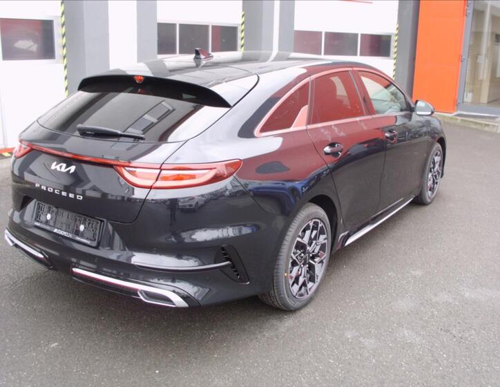 KIA ProCeed 6