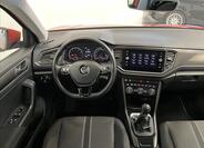 Volkswagen T-Roc 5