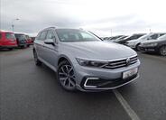 Volkswagen Passat 1