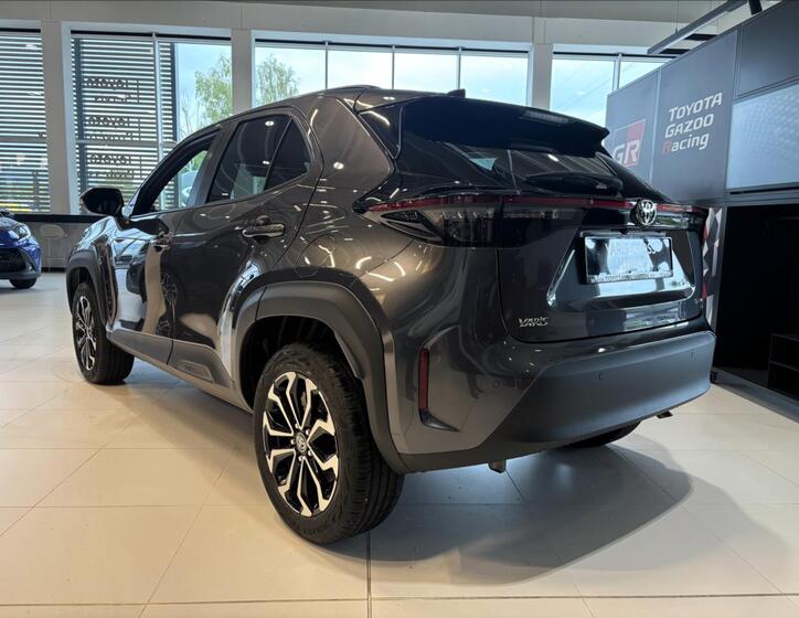 Toyota Yaris Cross 5