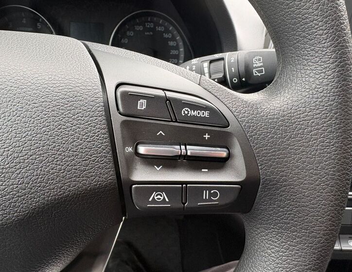 Hyundai i30 23