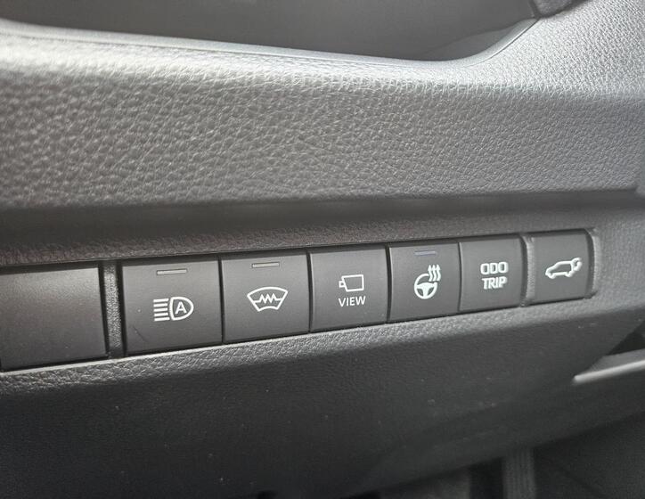Toyota RAV4 12
