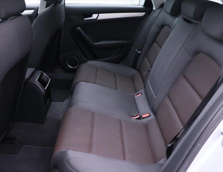 Audi A4 Allroad 13