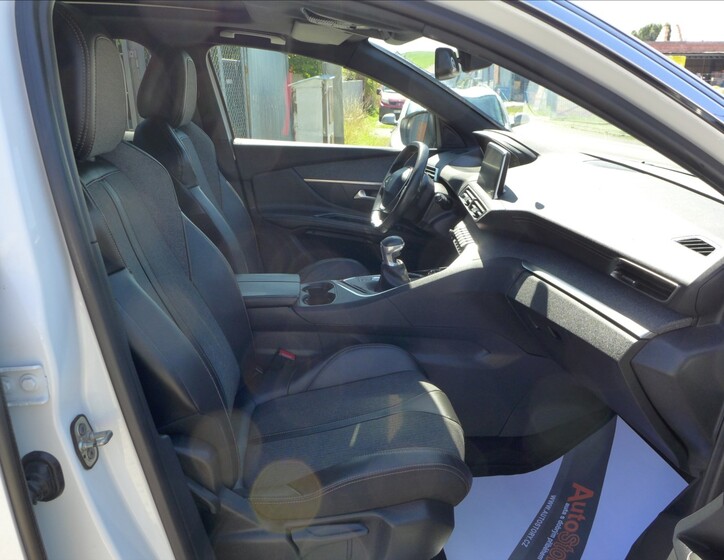 Peugeot 3008 40