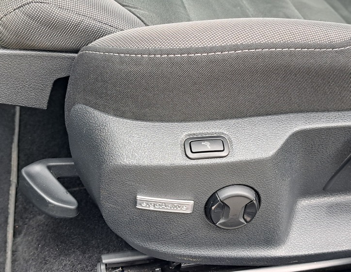 Volkswagen Golf 10