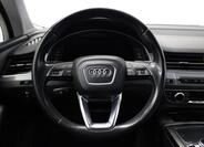 Audi Q7 17