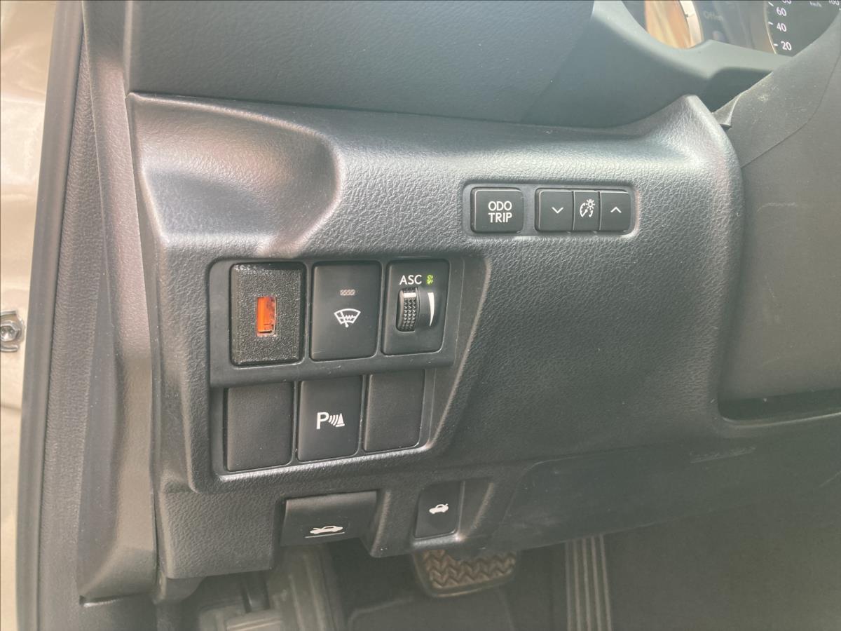 Lexus IS 300h