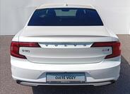 Volvo S90 8