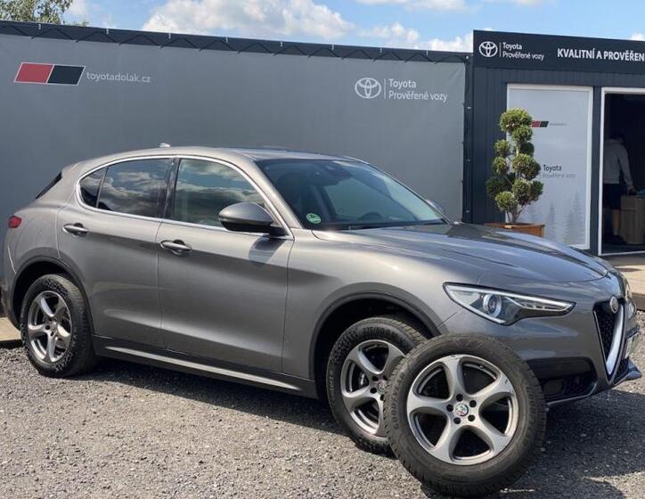 Alfa Romeo Stelvio 1