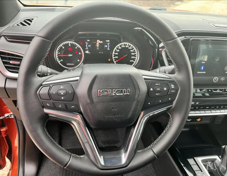Isuzu D-Max 15