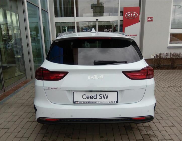 KIA Ceed 5