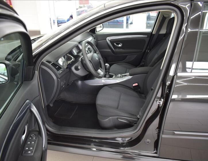 Renault Laguna 10