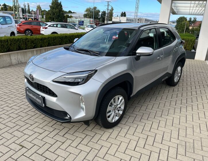 Toyota Yaris Cross 2
