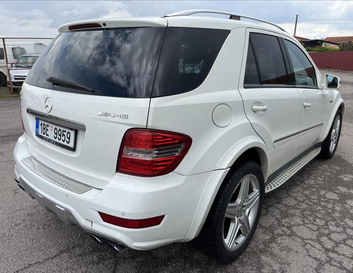 Mercedes-Benz Třídy M 6