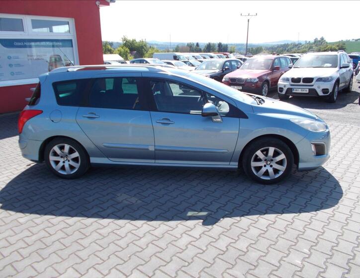 Peugeot 308 8