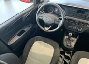 Hyundai i10 16