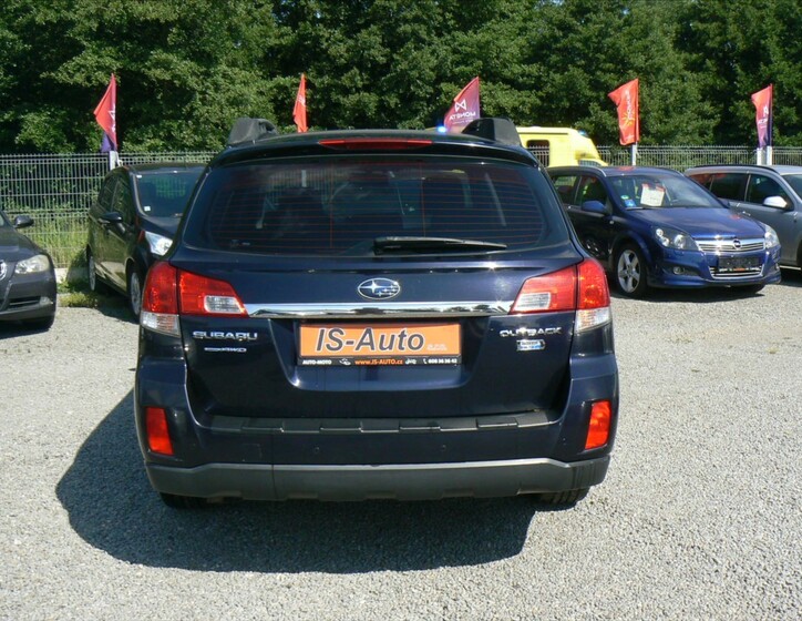 Subaru Outback 6
