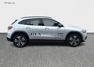 Mercedes-Benz GLA 6