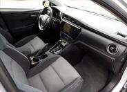 Toyota Auris 23