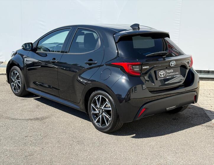 Toyota Yaris 4
