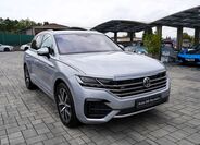 Volkswagen Touareg 8