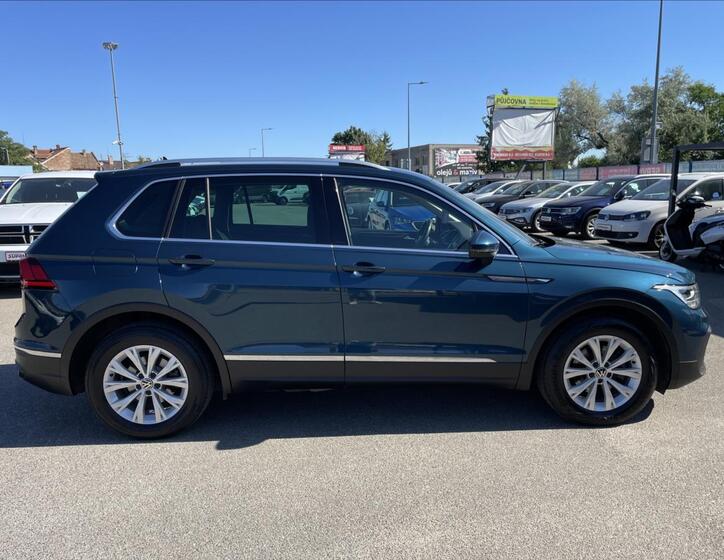 Volkswagen Tiguan 4