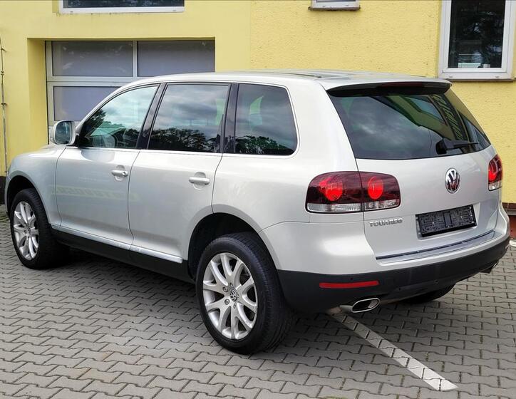 Volkswagen Touareg 7
