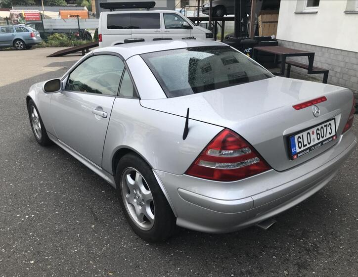 Mercedes-Benz SLK 7