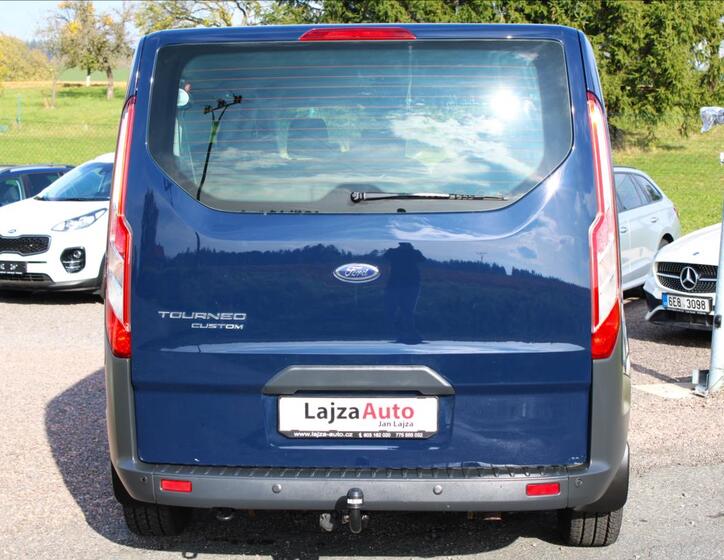 Ford Tourneo Custom 7